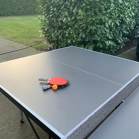 アパート Fewo Hoppegarten ホッペガルテン